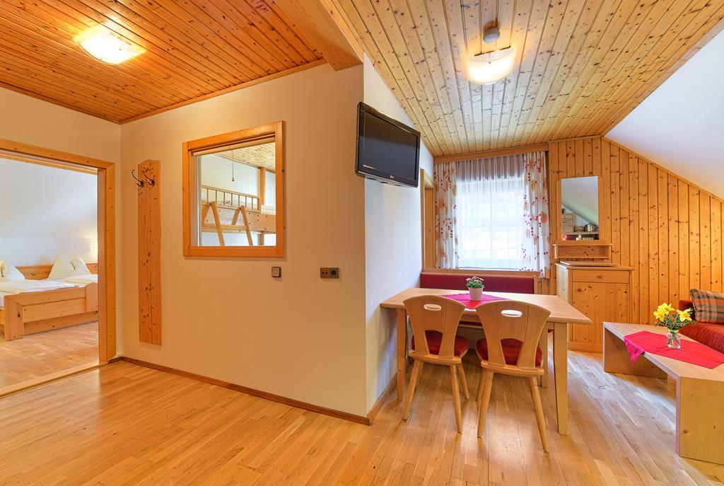 Allesbauer - Familie Preis Farm stay Trebesing